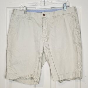 Ralph Lauren Polo Men's Chino Shorts – Size 36 (Khaki)